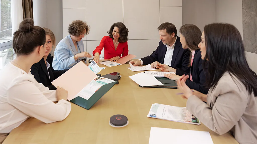 Addressing burnout in the workplace_2